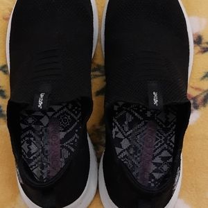 Skechers slip on sneakers women